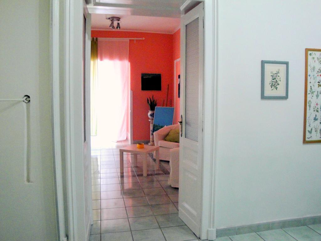 נאפולי Garibaldi Holiday House מראה חיצוני תמונה
