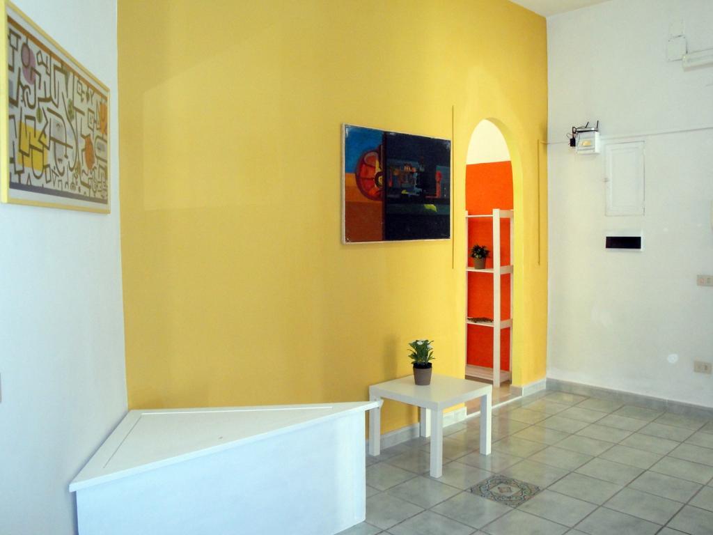 נאפולי Garibaldi Holiday House מראה חיצוני תמונה