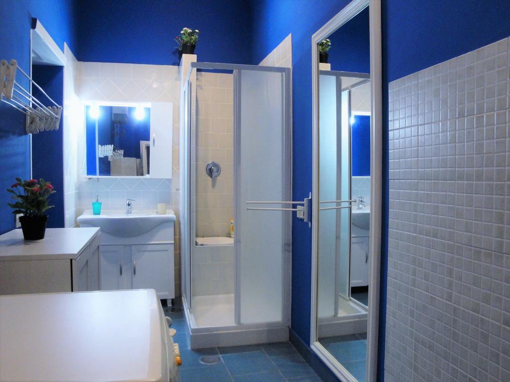 נאפולי Garibaldi Holiday House מראה חיצוני תמונה