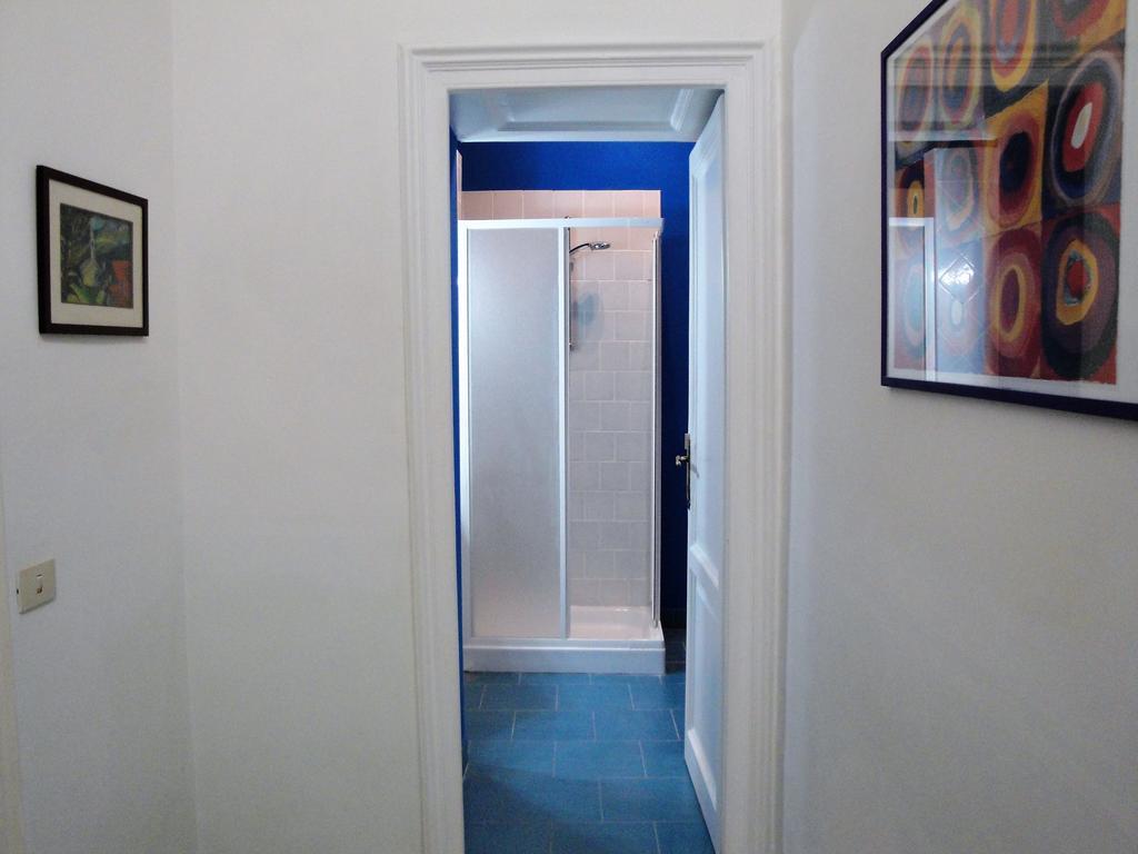 נאפולי Garibaldi Holiday House מראה חיצוני תמונה